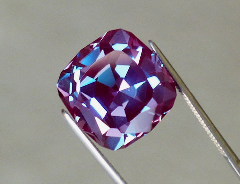 synthetic alexandrite faceted - laser rod material