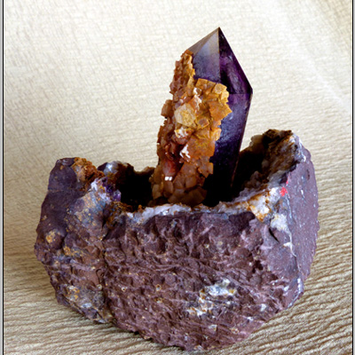 large amethyst single crystal(with enhydro) in geode