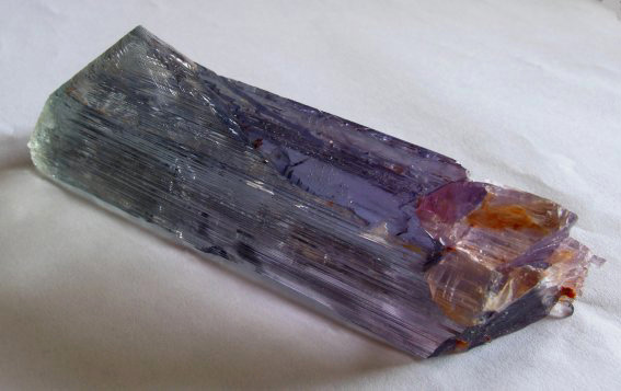 California kunite crystal