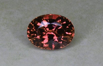 peachy pink sapphire
