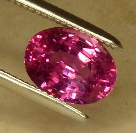 deep pink certed sapphire
