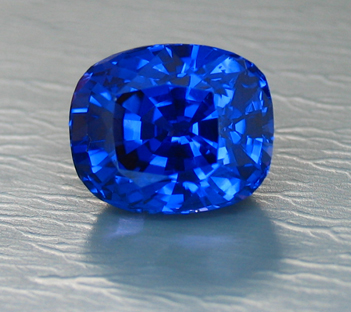 large certed color changing sapphire